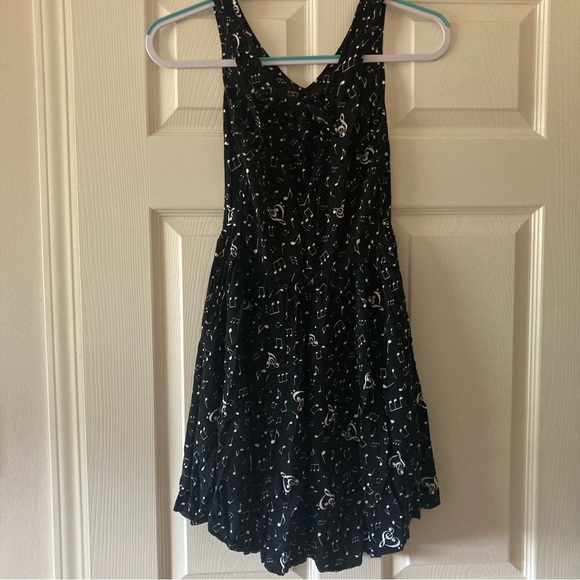 Hot Topic Musical Notes Dress - Picture 2 of 6